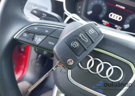 2022 Audi Q3 Premium 45 Tfsi S Line Quattro Tiptronic z USA, uszkodzony, nr VIN WA1DECF34N1125116